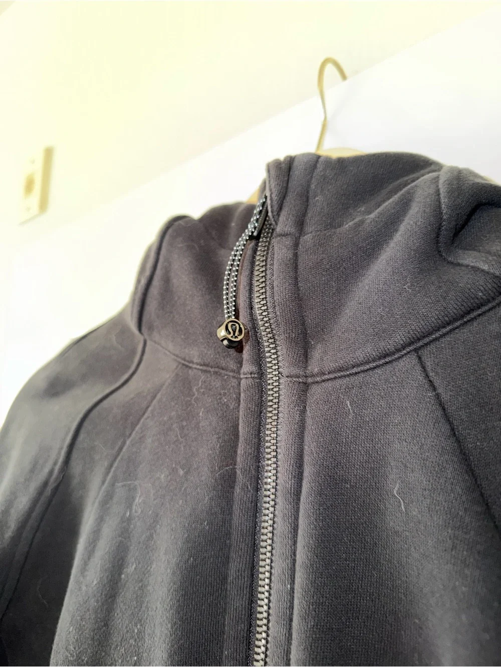 Lululemon Suba Full-Zip w/ Broncos Logo